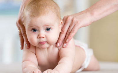 La prevención de la escoliosis en bebés y niños